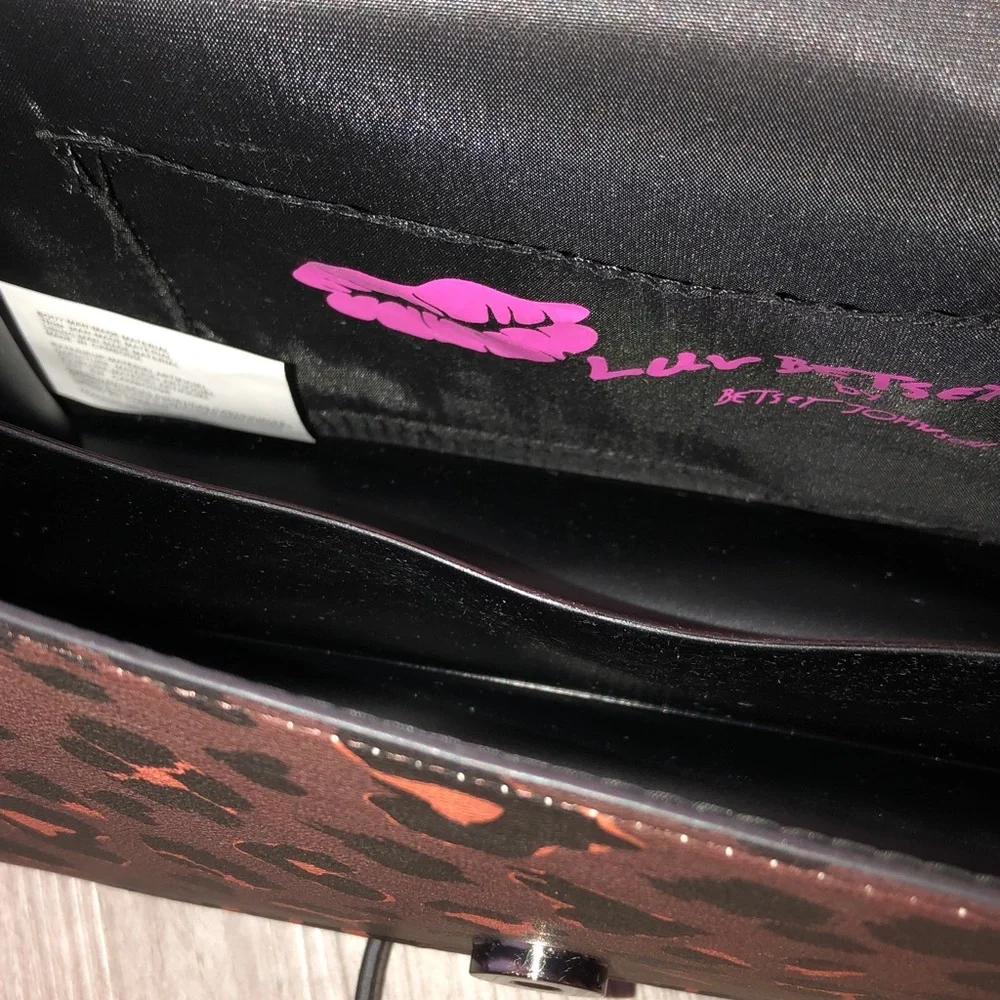 Betsey Johnson brown orange